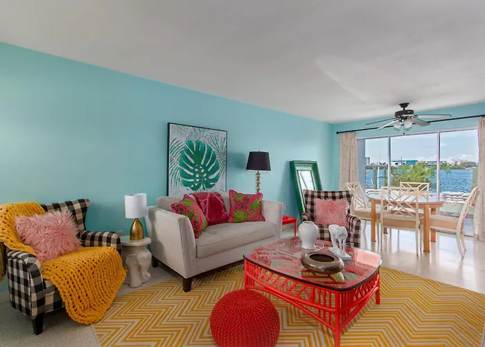 Apartment Bay Watch #2 - Waterfront *
